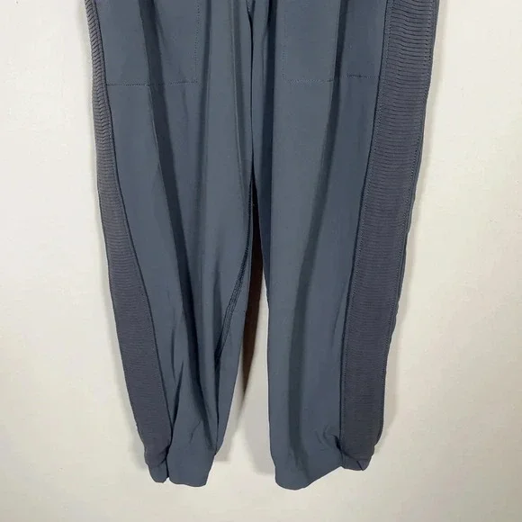 Ivivva Crop  Pant - Picture 3 of 7